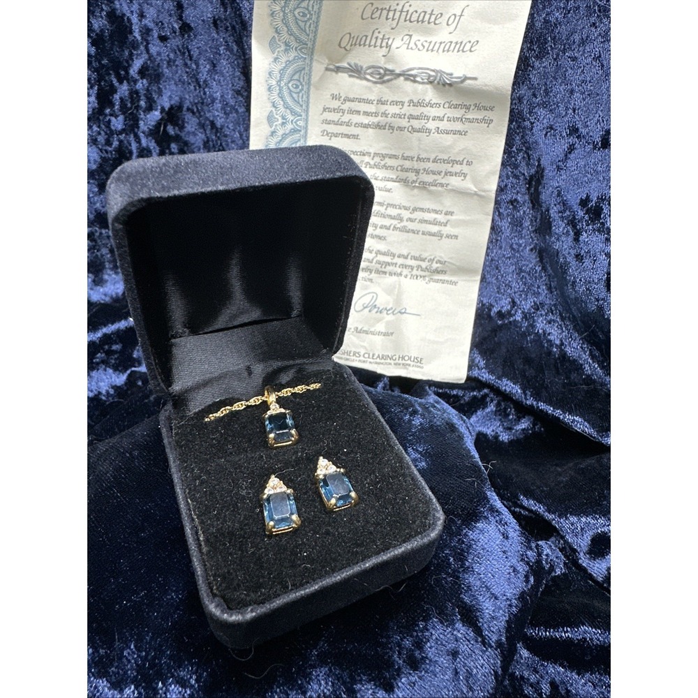 Vtg Faux Blue Sapphire Gold tone Earrings & Necklace Set Publishers Clearing